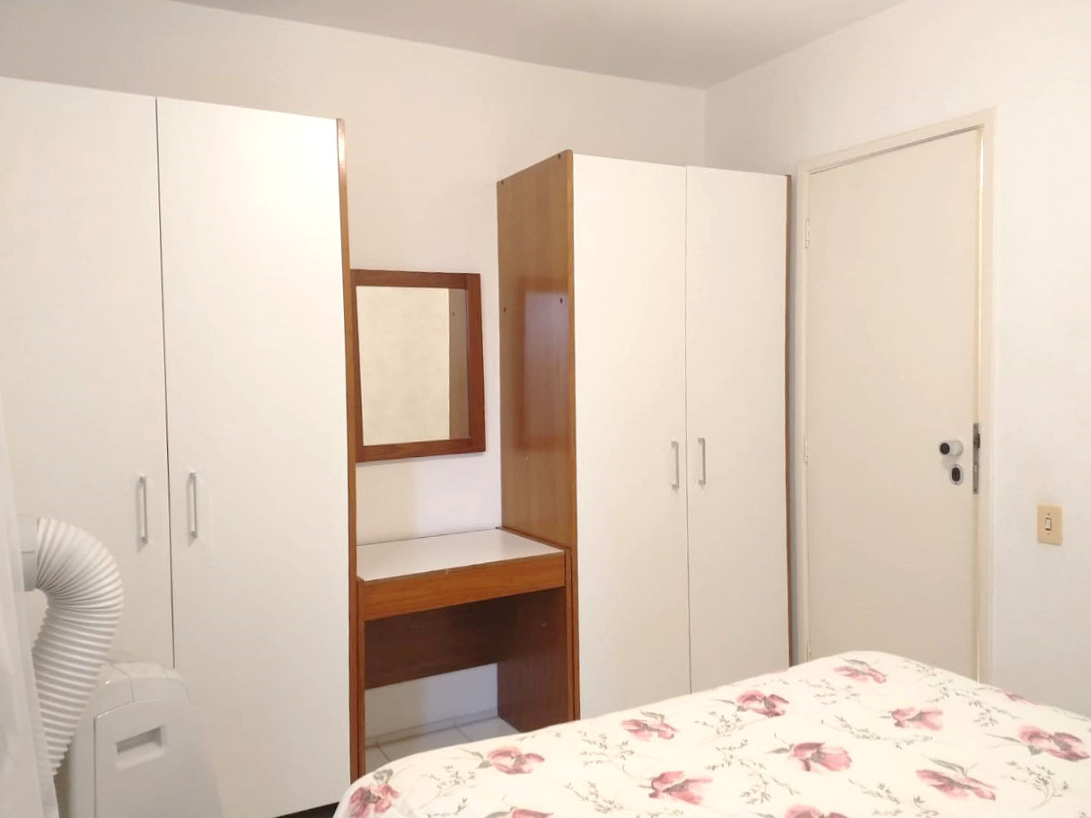 Quarto obra Jardins - Antes